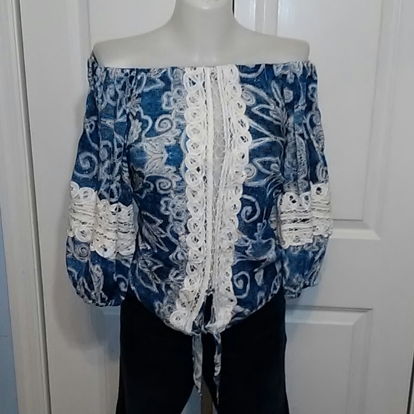 Jaase Tops - JAASE Boho Off Shoulder Blue Lace Top Size S
